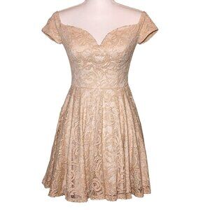 B. Smart Lace Fit & Flare Mini Dress w/ Sweetheart‎ Neckline Molded Cups Size 7